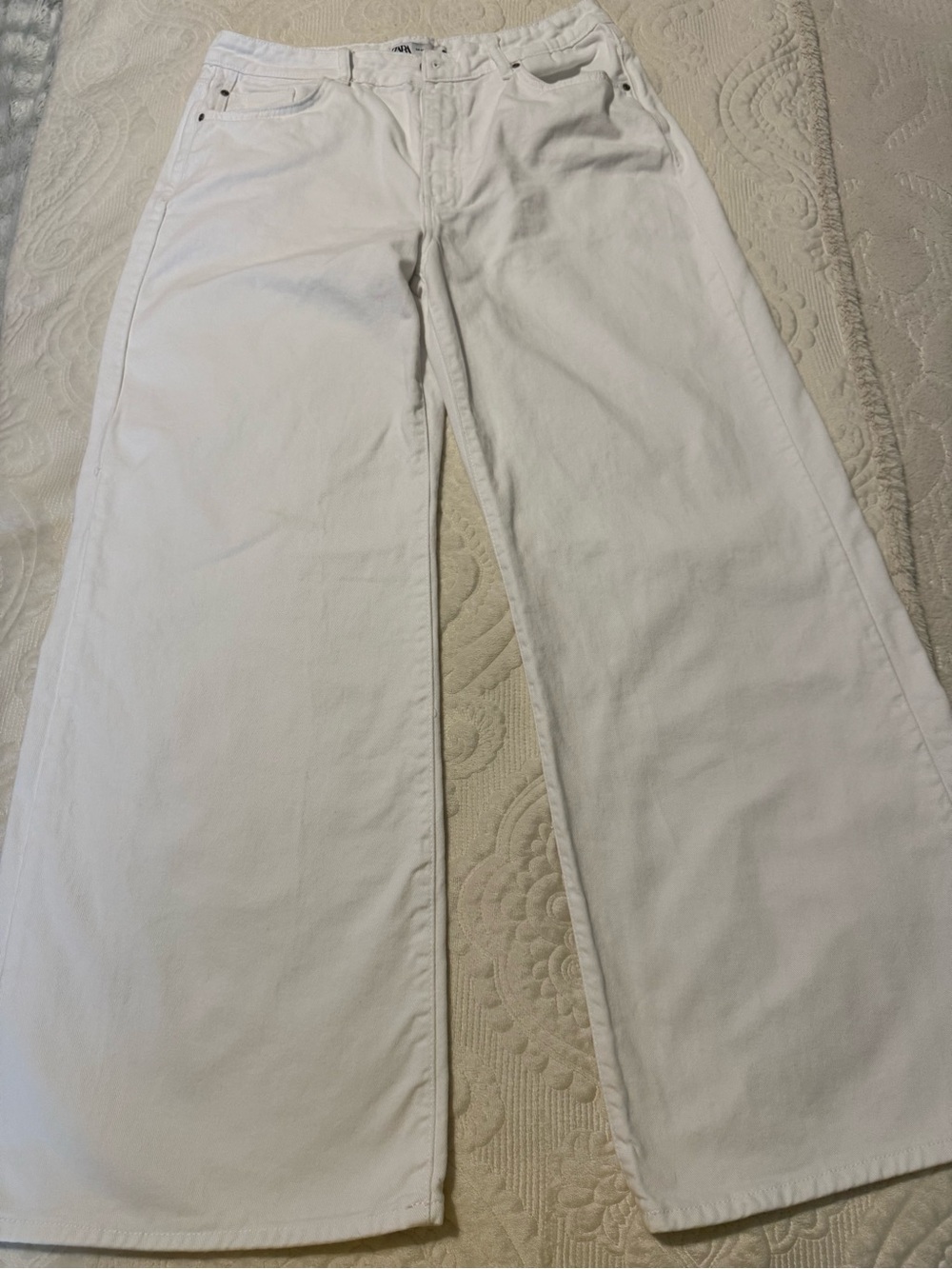 Zara White Extra Wide-Leg Jeans